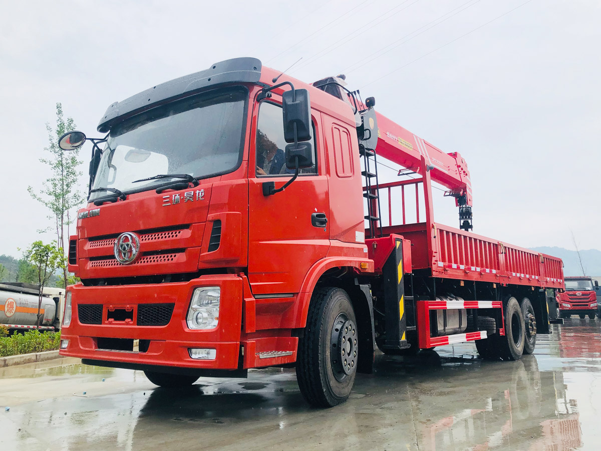 國(guó)六三環(huán)T280昊龍后雙橋上裝三一12噸直臂式吊機(jī)隨車吊